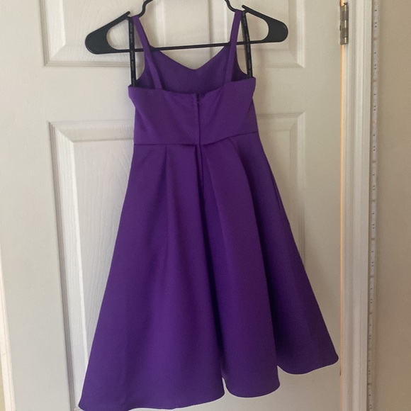 Girls formal dress - Picture 3 of 4
